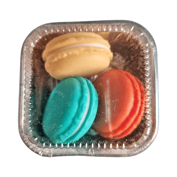 Värikkäät macaron-leivokset