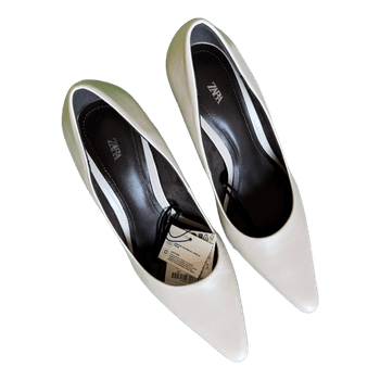 Valkoiset nahkakorkokengät