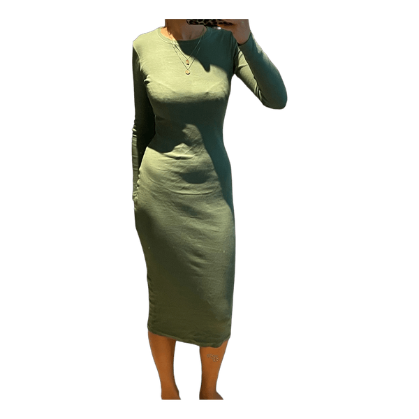 Green long sleeve midi dress
