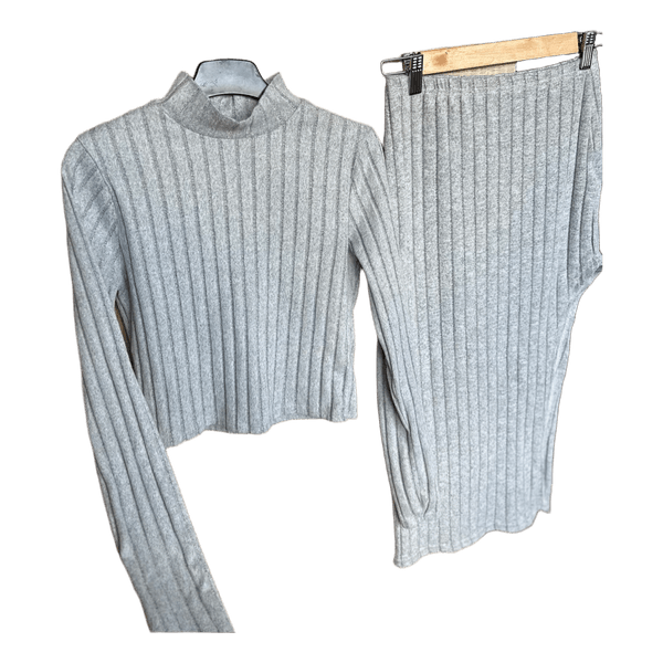 Grey ribbed skirt set
