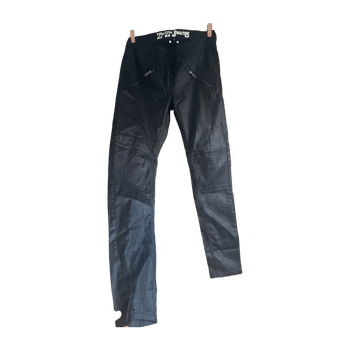 Ze-ze jeans