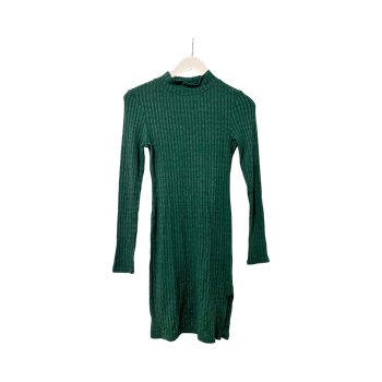 Green ribbed long sleeve dress