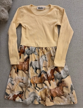 Molo mekko 122/128