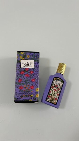 Gucci Flora kvepalai