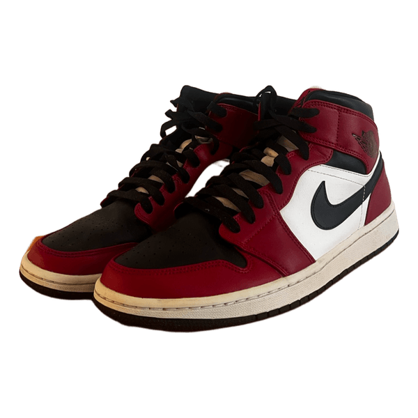 Air jordans mid chicago