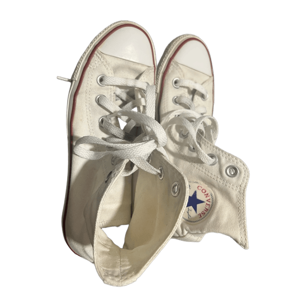 White high top Converse 37