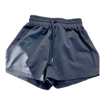 Mustat Shein shortsit