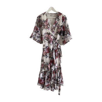 Nly dress