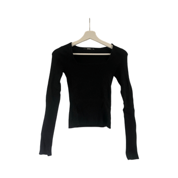 Black ribbed sweater