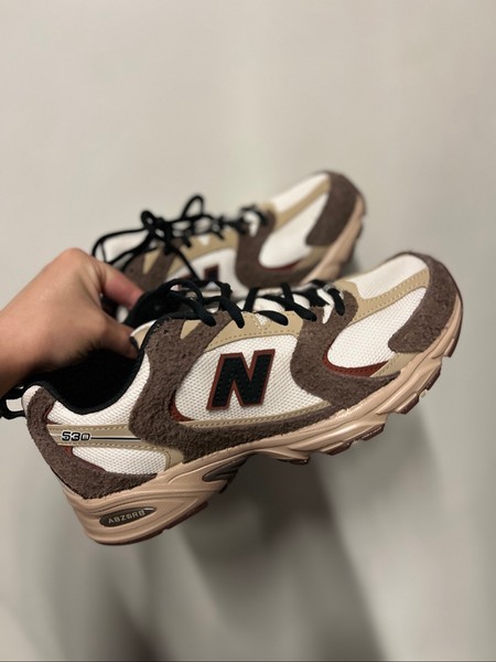 New Balance 530 sneakers