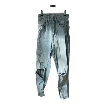 Stradivarius lyseblå mom jeans