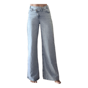 Pull&Bear wide leg jeans