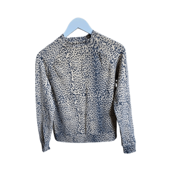 Leopardkuvioinen pusero