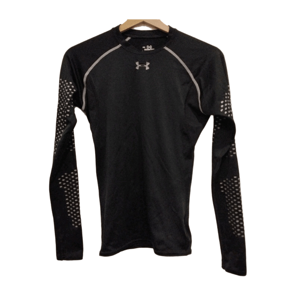 Under armor sportswear