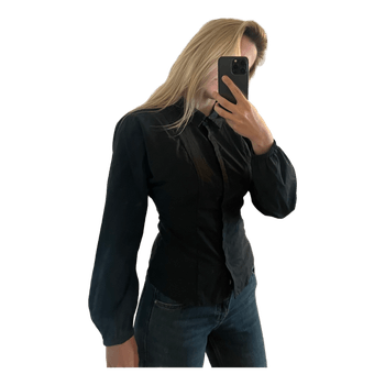 Black long sleeve shirt