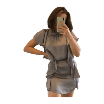 B.young dress