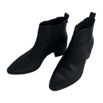 Xit boots