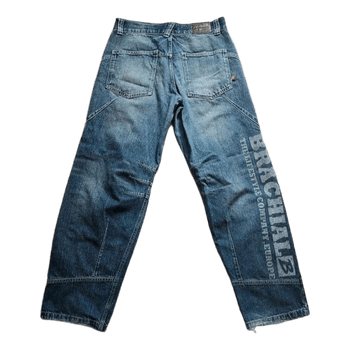 Brachial blue denim jeans