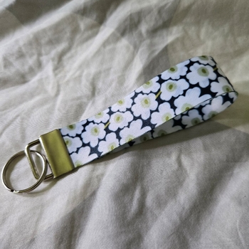 Marimekko tyylinen Avaimenperä unikko 