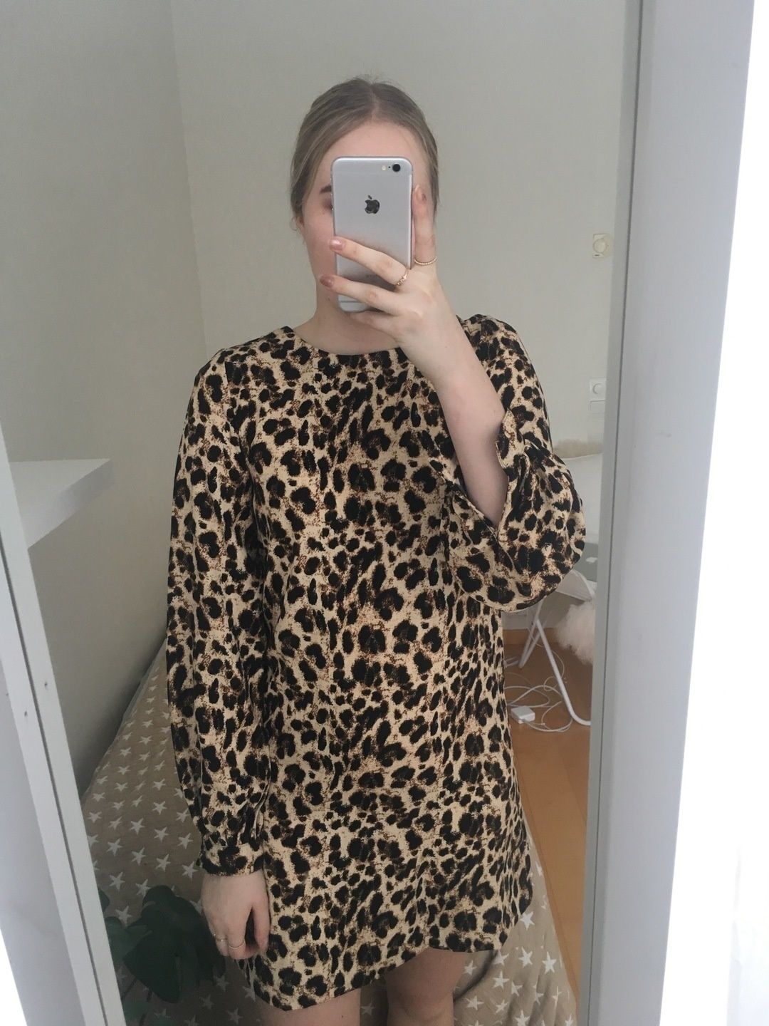 Esmara dress