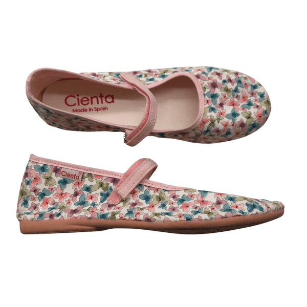 Ballet flats