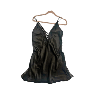 Hunkemöller satiiniyömekko