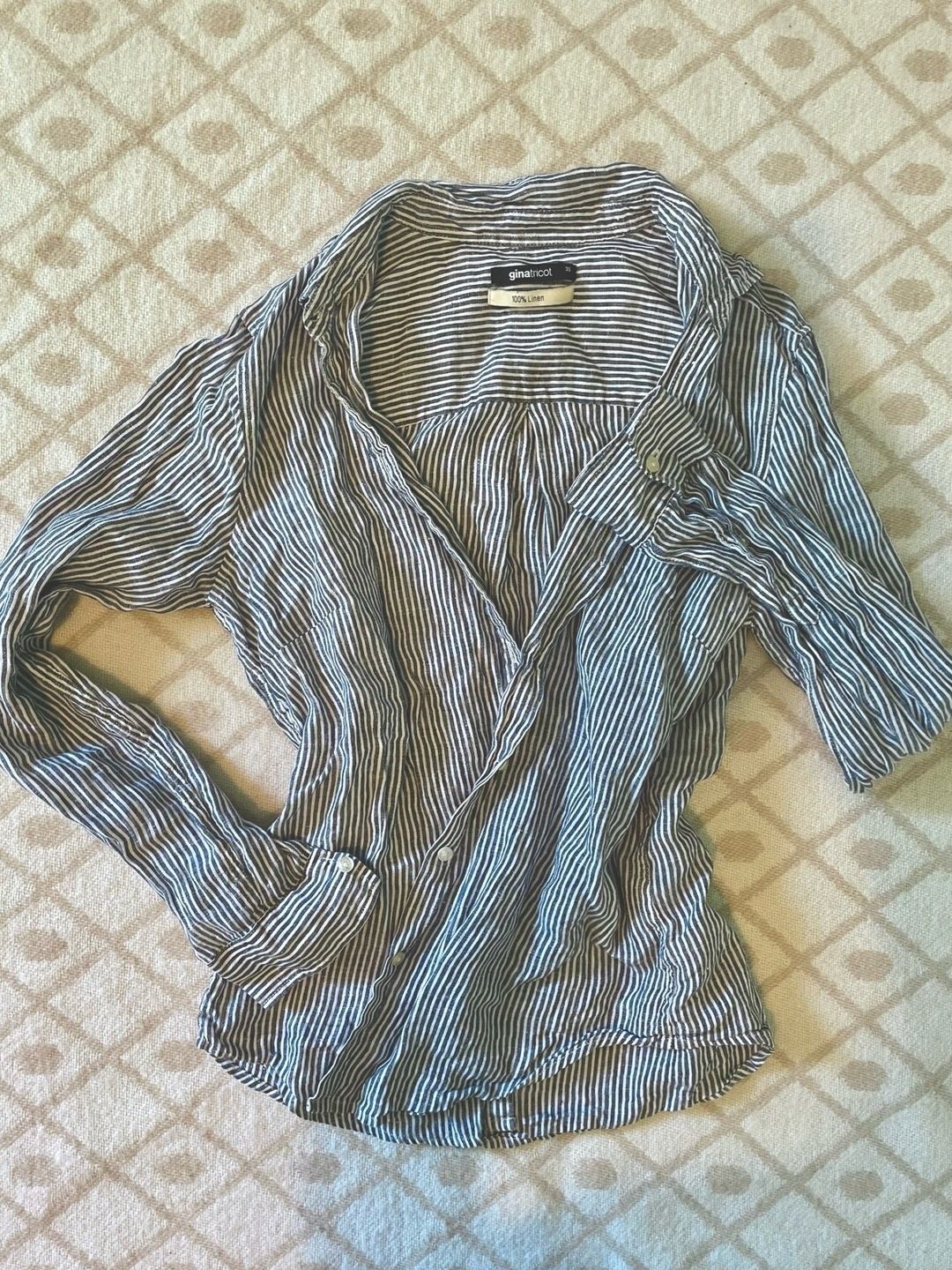 Gina tricot blouse