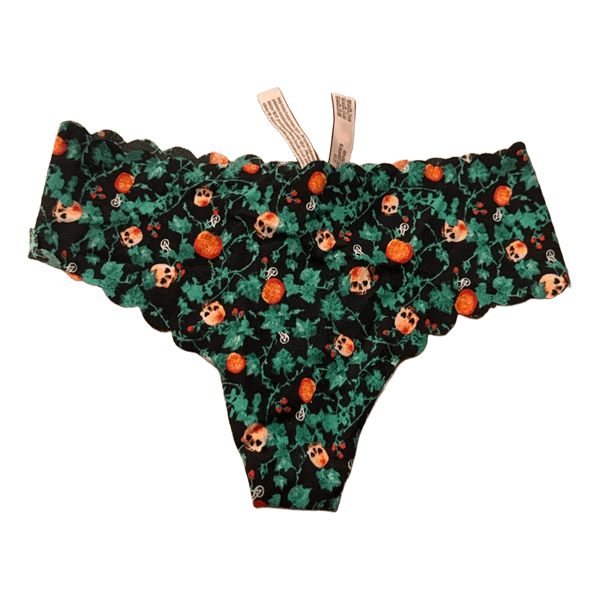 Skull and pumpkin print panties
