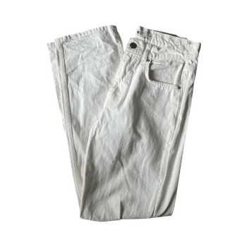 Valkoiset revityt farkut