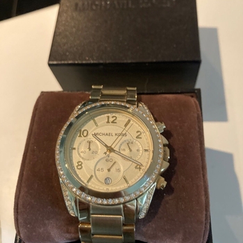 Michael kors watch