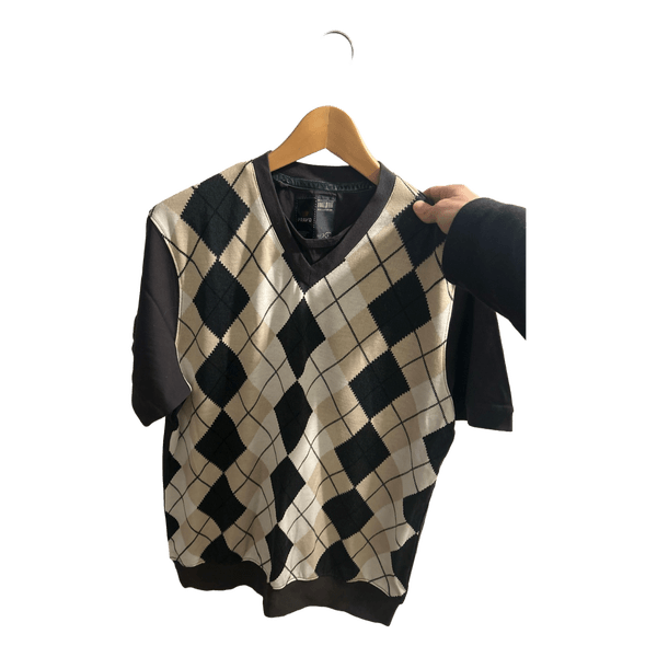 Pravo argyle v-neck shirt