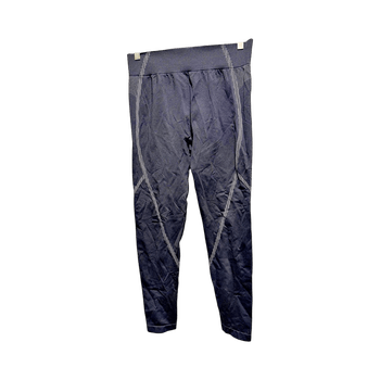 Musta treenileggingsit