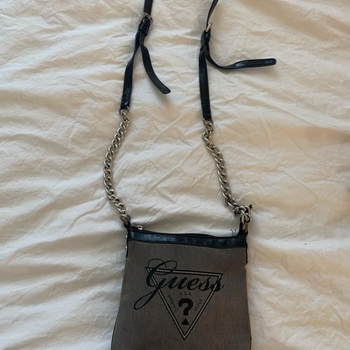 Guess bag