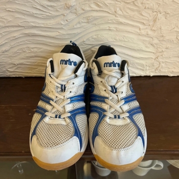 Mitre Indoor Shoes / Size EU 44