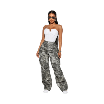 Gray cargo pants with pockets