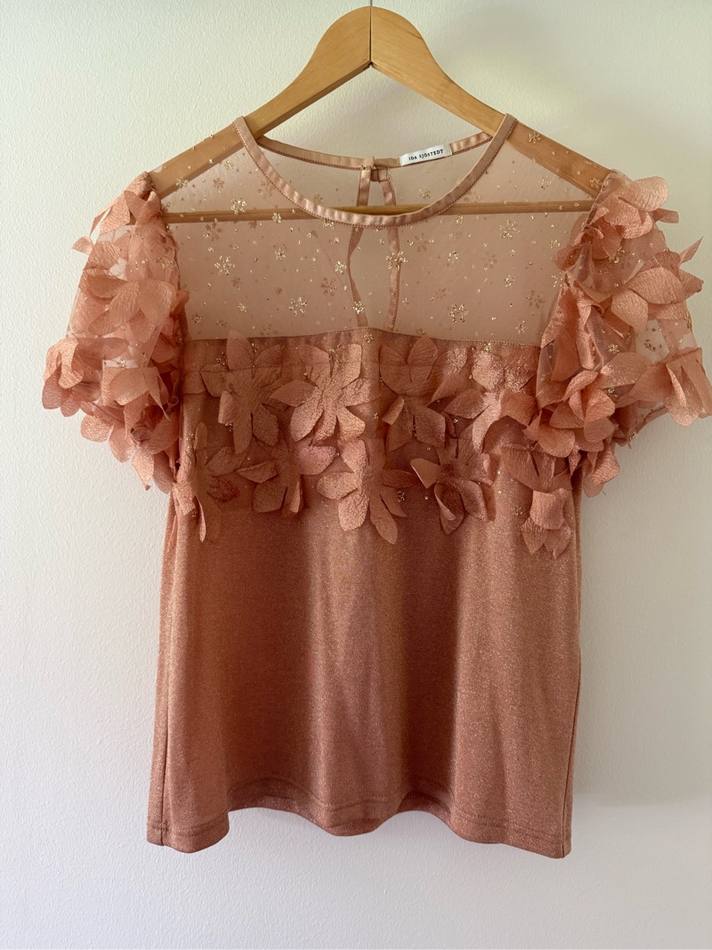 Ida Sjöstedt Mercedes top