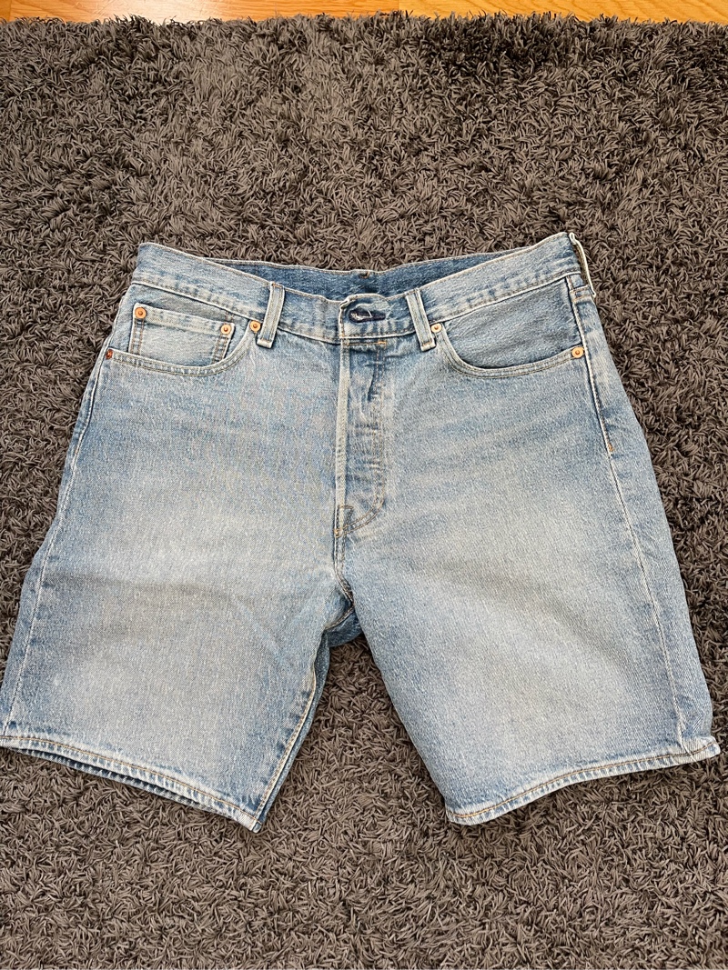 Levi’s farkkushortsit