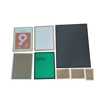 Assorted picture frames set