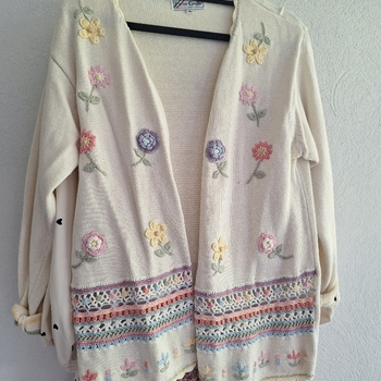 Vintage floral neule