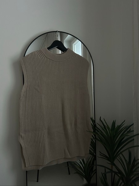 H&M neuleliivi