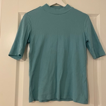 Turquoise top