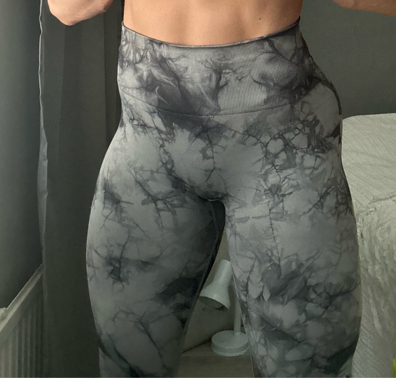 Tie Dye Seamless treenitrikoot.