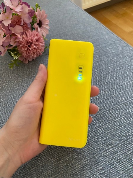 Power bank / varavirtalähde