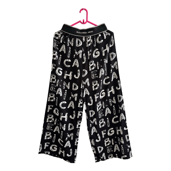 Wide leg trousers