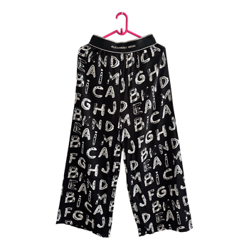 Wide leg trousers
