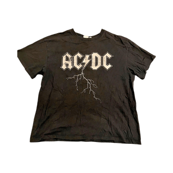 Mustat AC/DC t-paita