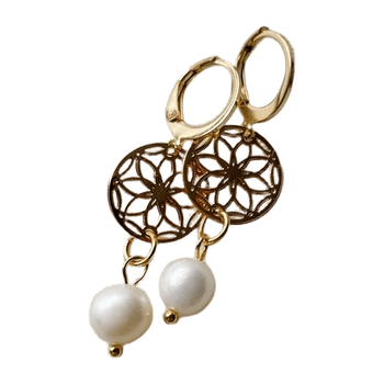 Pearl jewelry