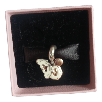 Pandora Minnie Mouse charm