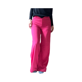 Leveälahkeiset housut