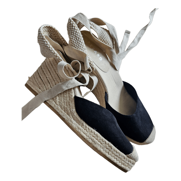 Espadrilės aukštu kulnu su raišteliais